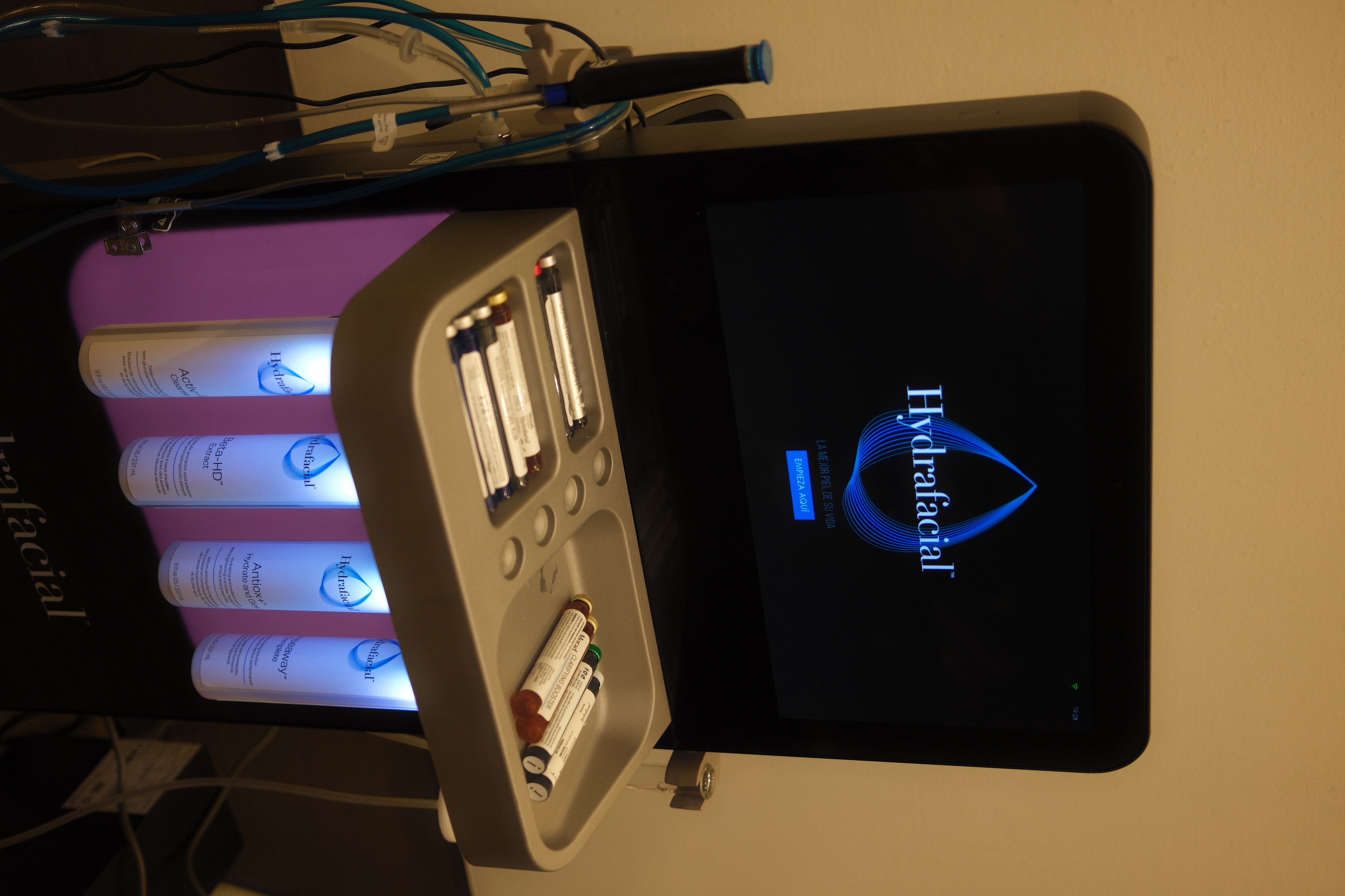 Hydrafacial Syndeo en Seleah — Zona Esmeralda